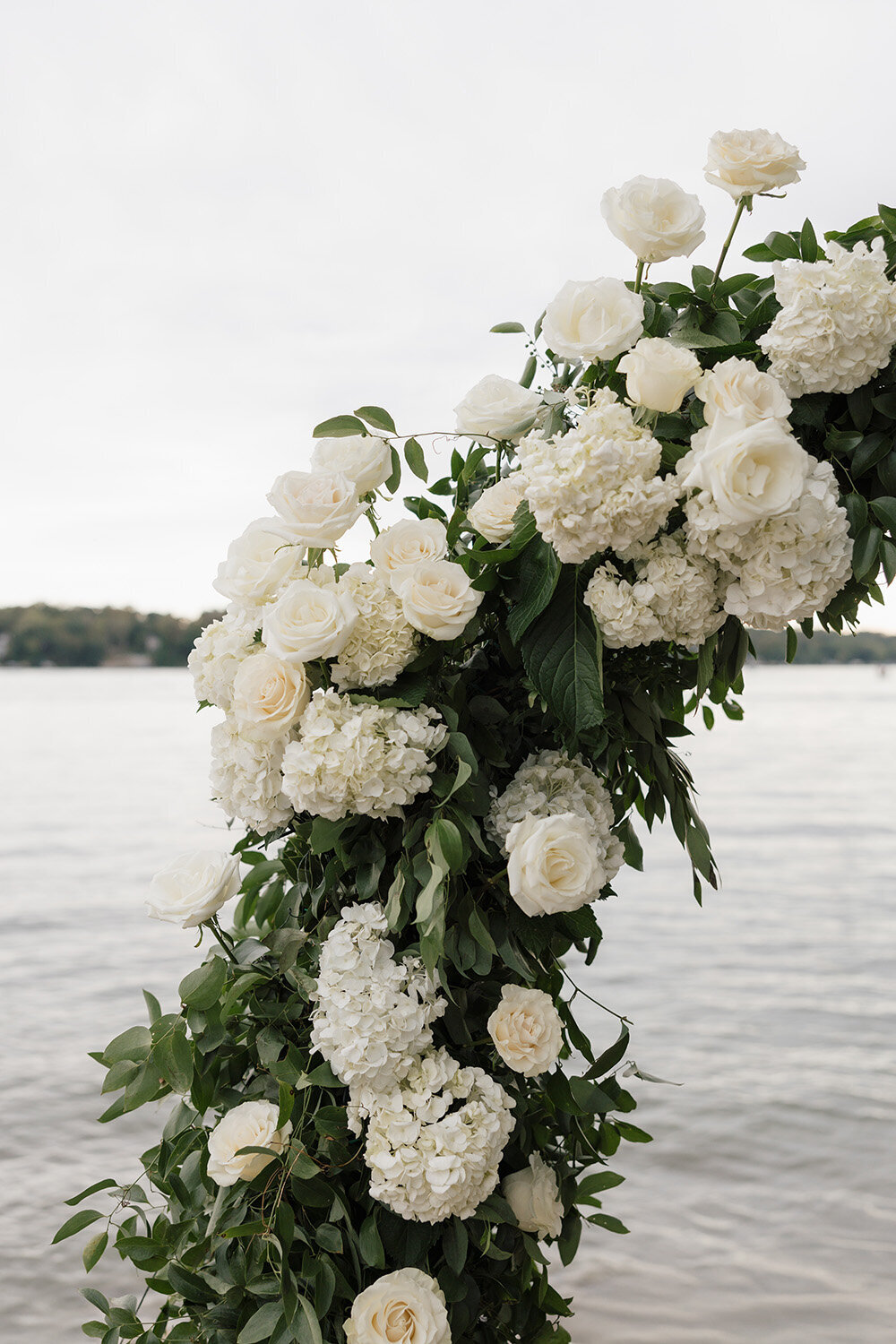 Valerie-Halling-Floral-Arch