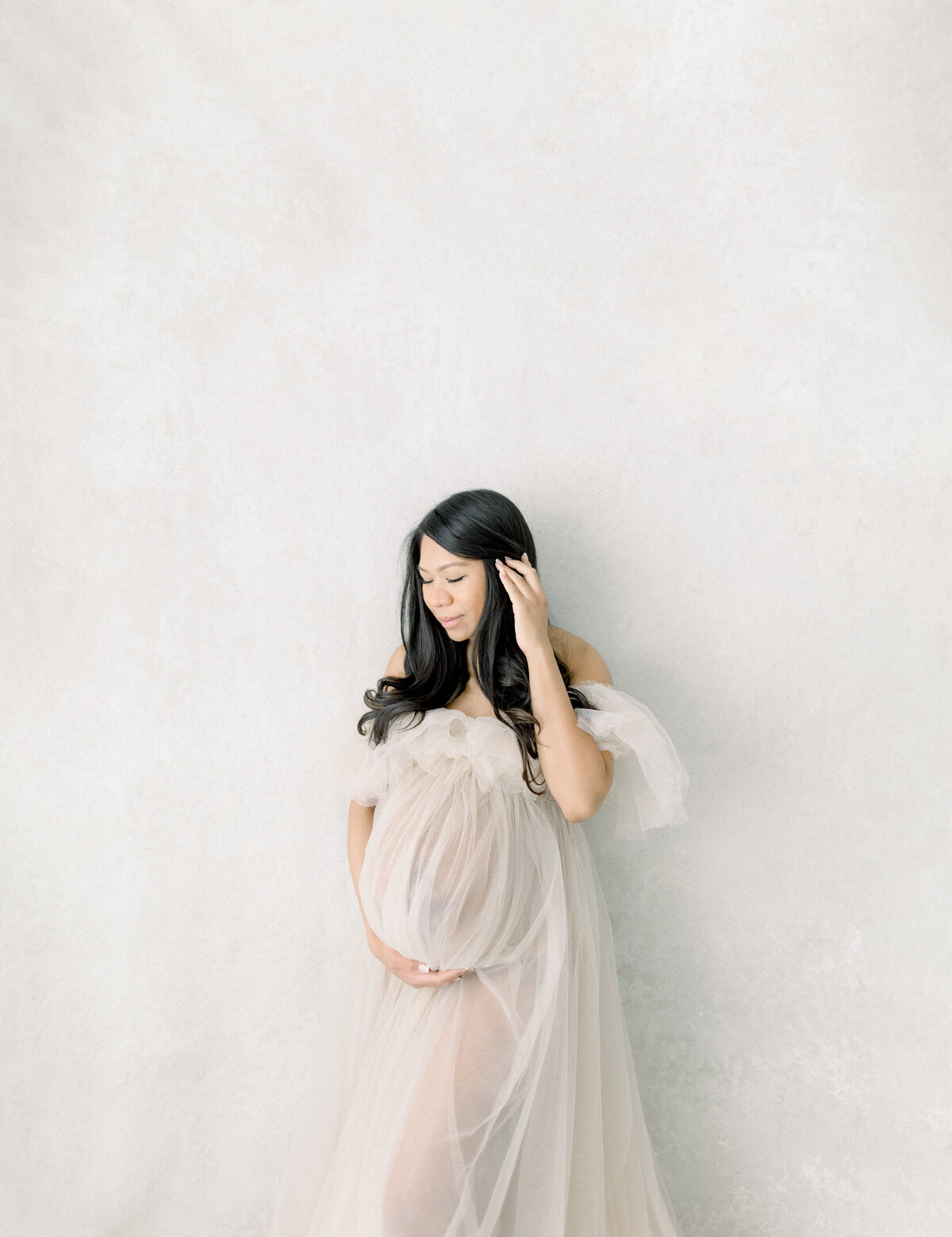 Timeless Las Vegas Maternity Photographer