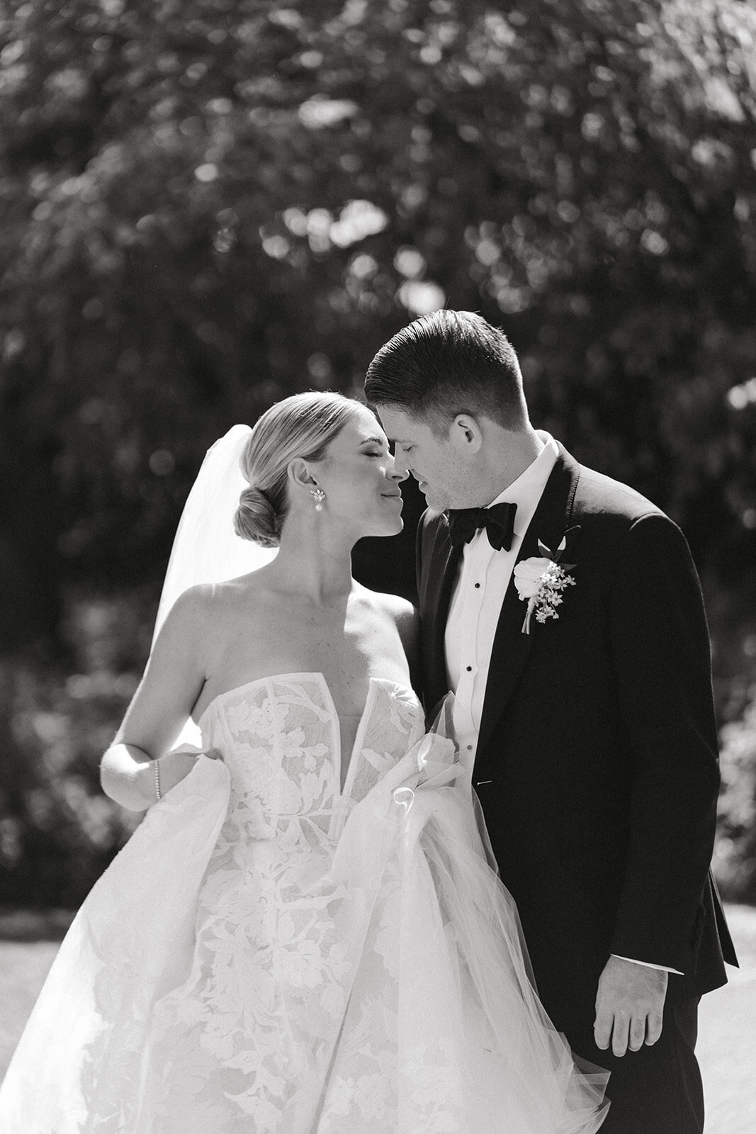 Bellevue Hall Wedding-07895