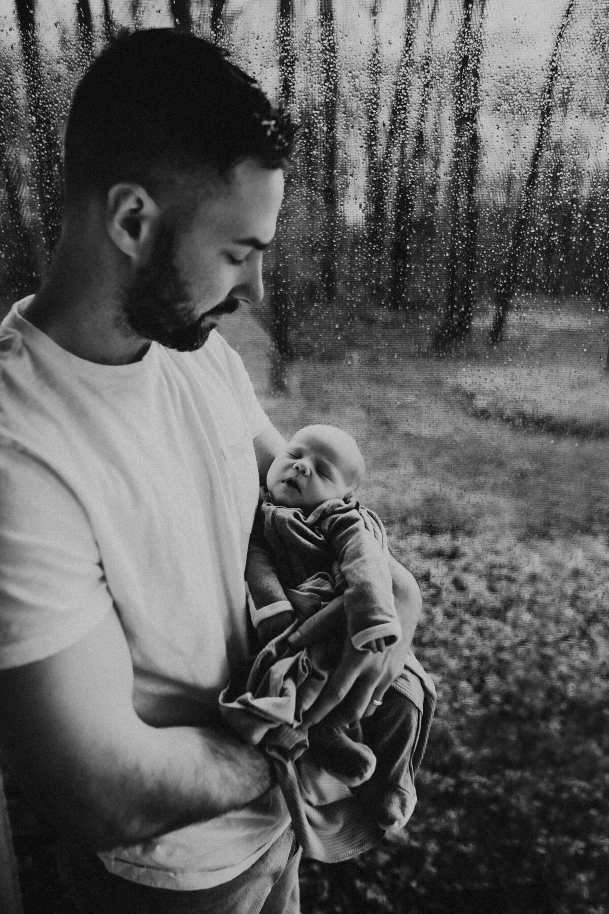 Lindsay-wilson-photography-in-home-newborn-35