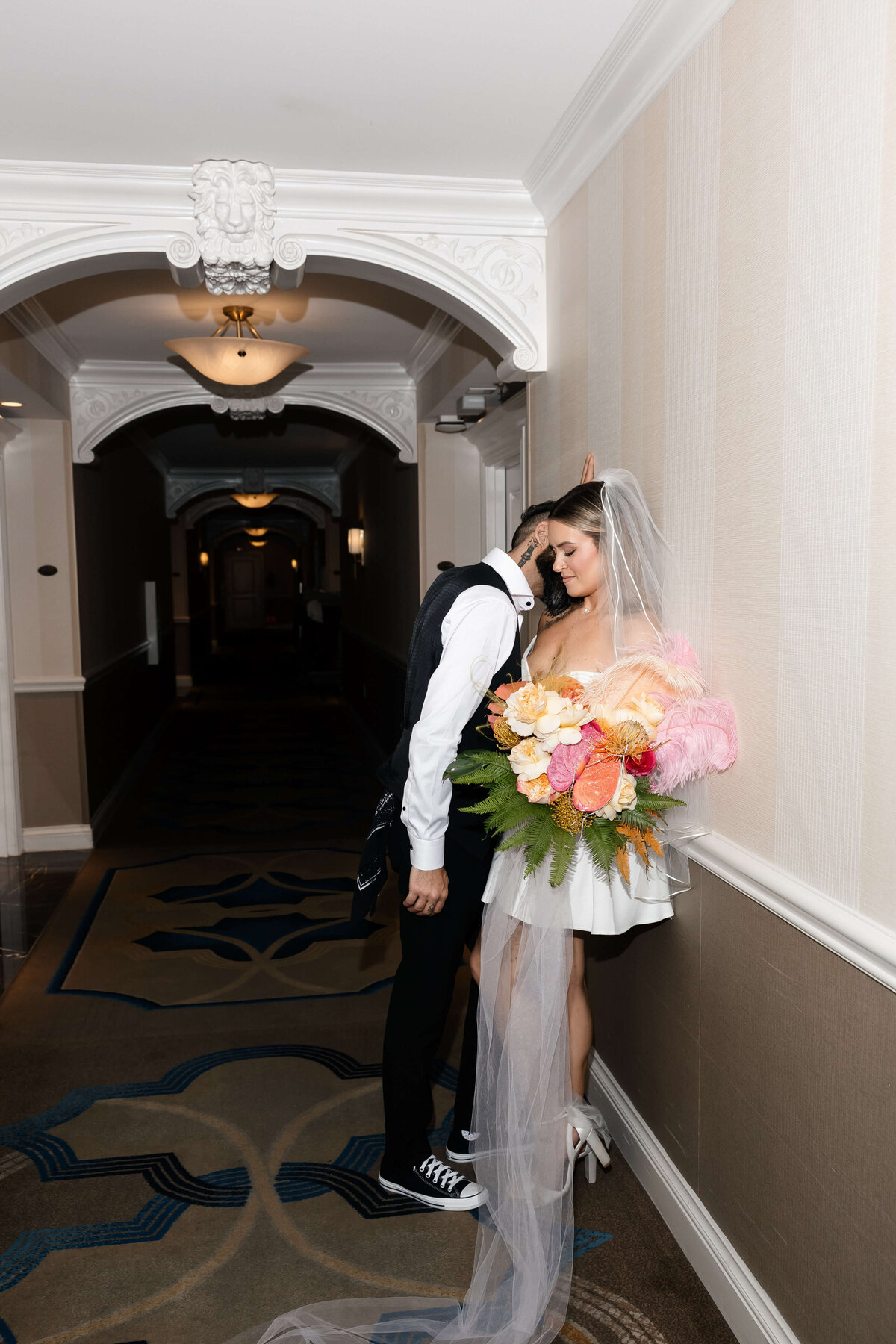 26_riskyexposure_sasha-andy_las-vegas-elopement-photography
