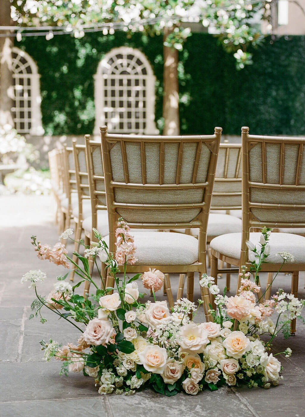 molly-luke-wedding-ceremony-decor-floral-gardens-st-regis-dc-springvale-floral