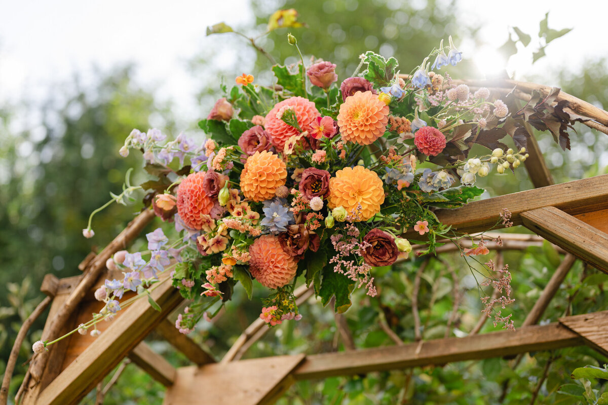 Beau-Lodge-Venue_Bellingham-Wedding-Photographer_Caylie-Mash_MN392