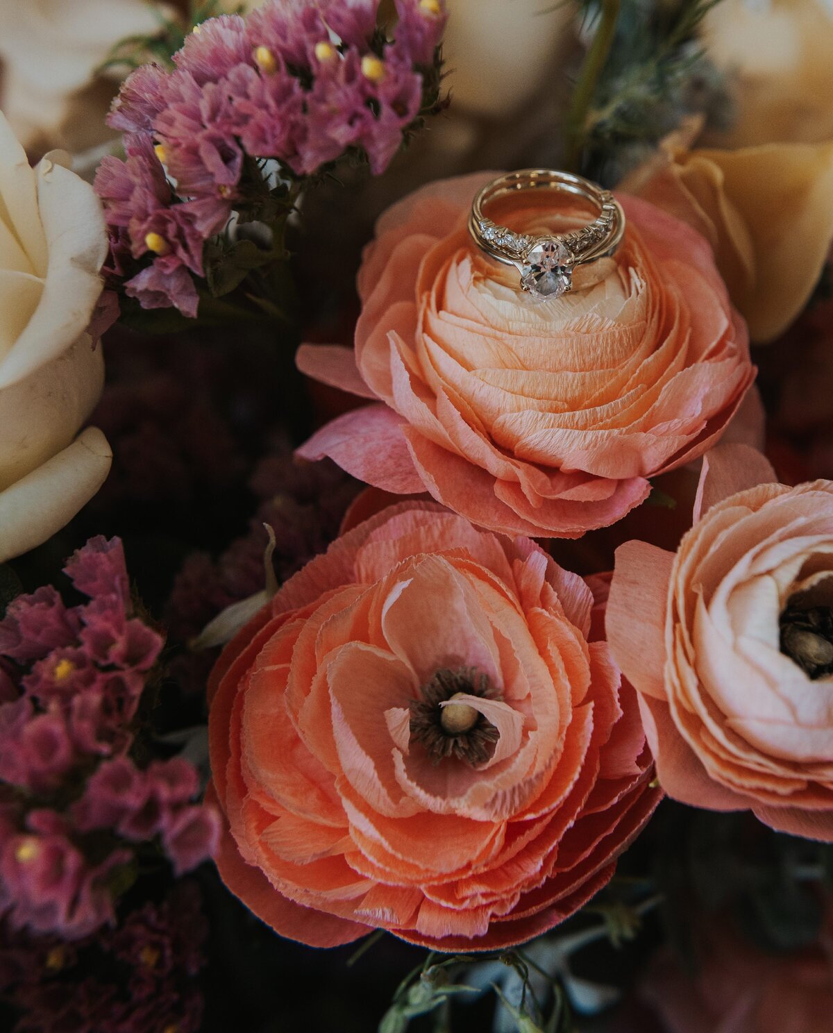 Paper and Fresh Florals in California wedding01