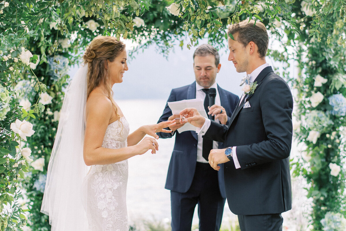 Maïlys Fortune Photography Husband Wife Wedding Weddings Photography France Switzerland Italy Timeless Dreamy Imagery Bilingual French English Destination Weddings Destination Wedding Provence French Riviera Paris Lake Como Tuscany90