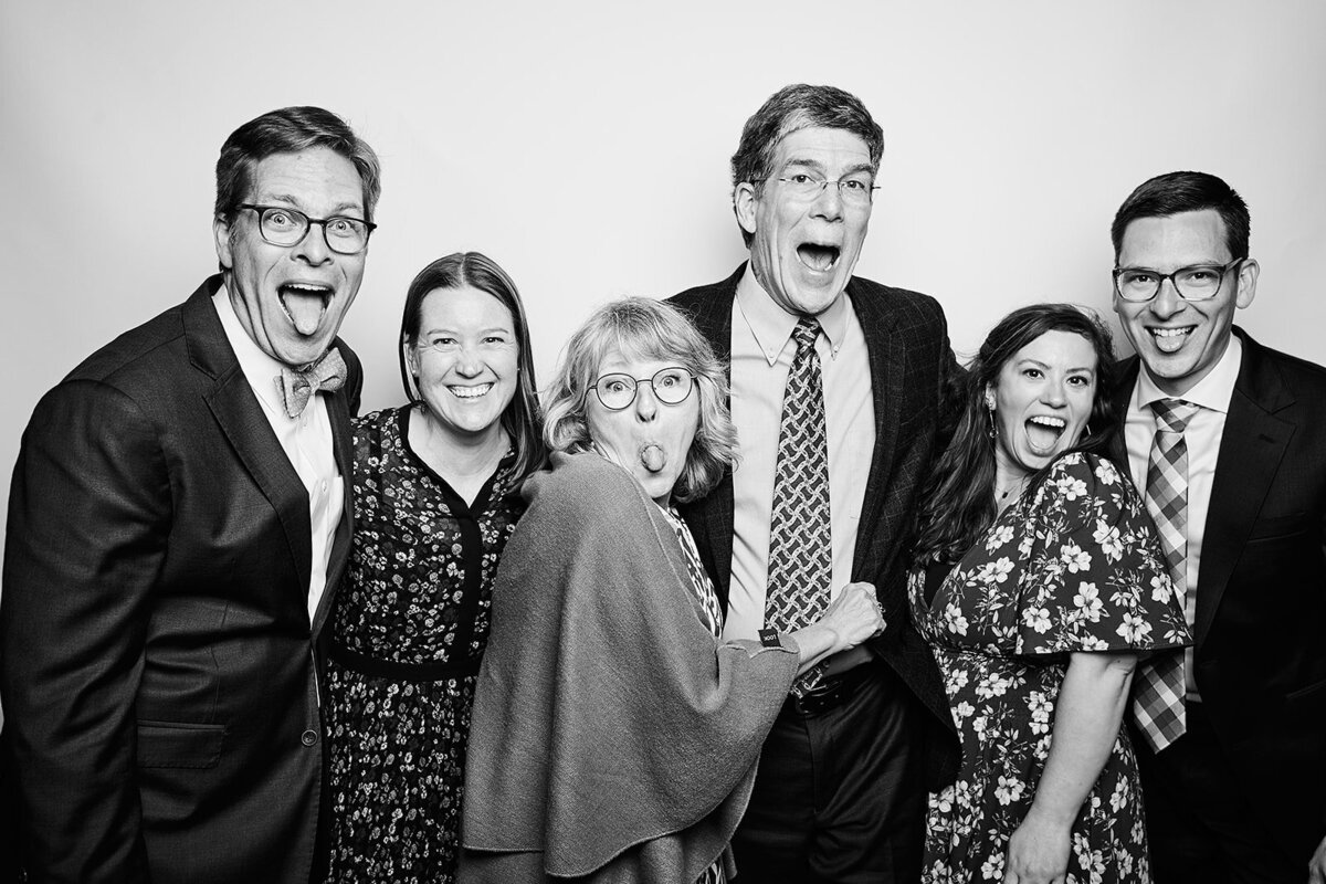 Spencer + Meghan2614_Photobooth_danipadgett