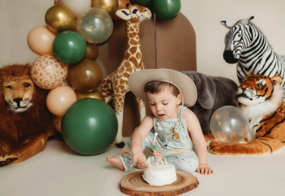 Charleston-Cake-Smash-Photographer-34