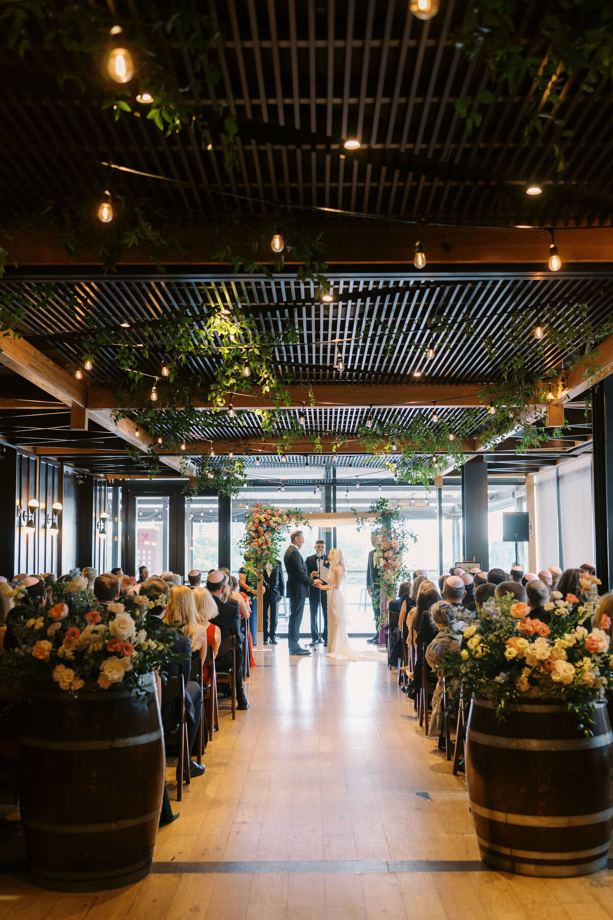DistrictWineryWedding_MaddyWilliamsPhotography.jpg-92