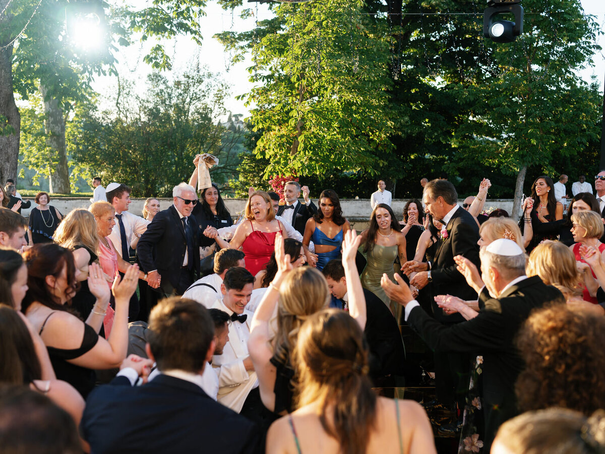 153-Party-Time-Italy-Wedding