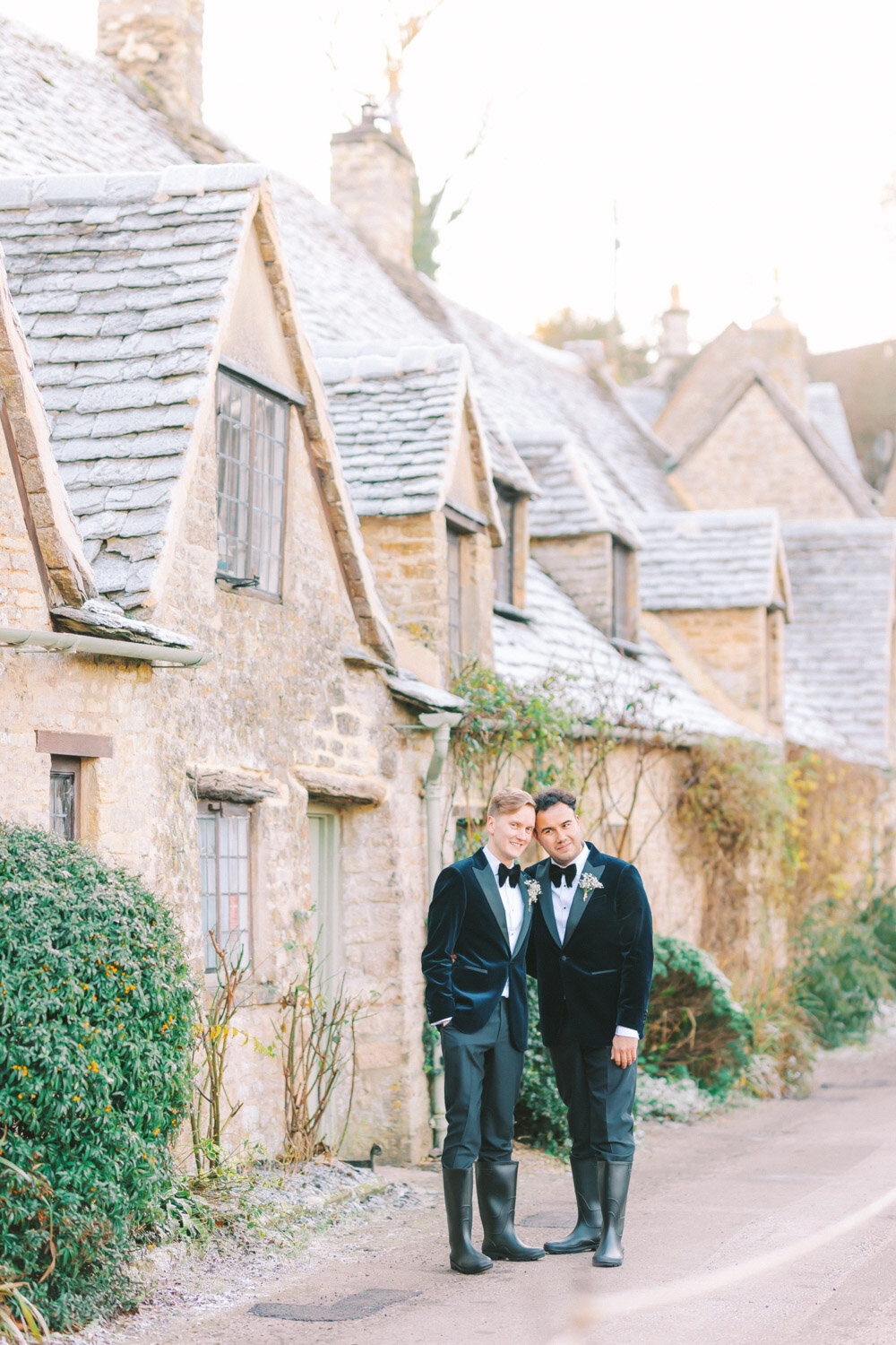 The Swan Hotel Cotswolds Wedding - Dita Bowen Photography-65