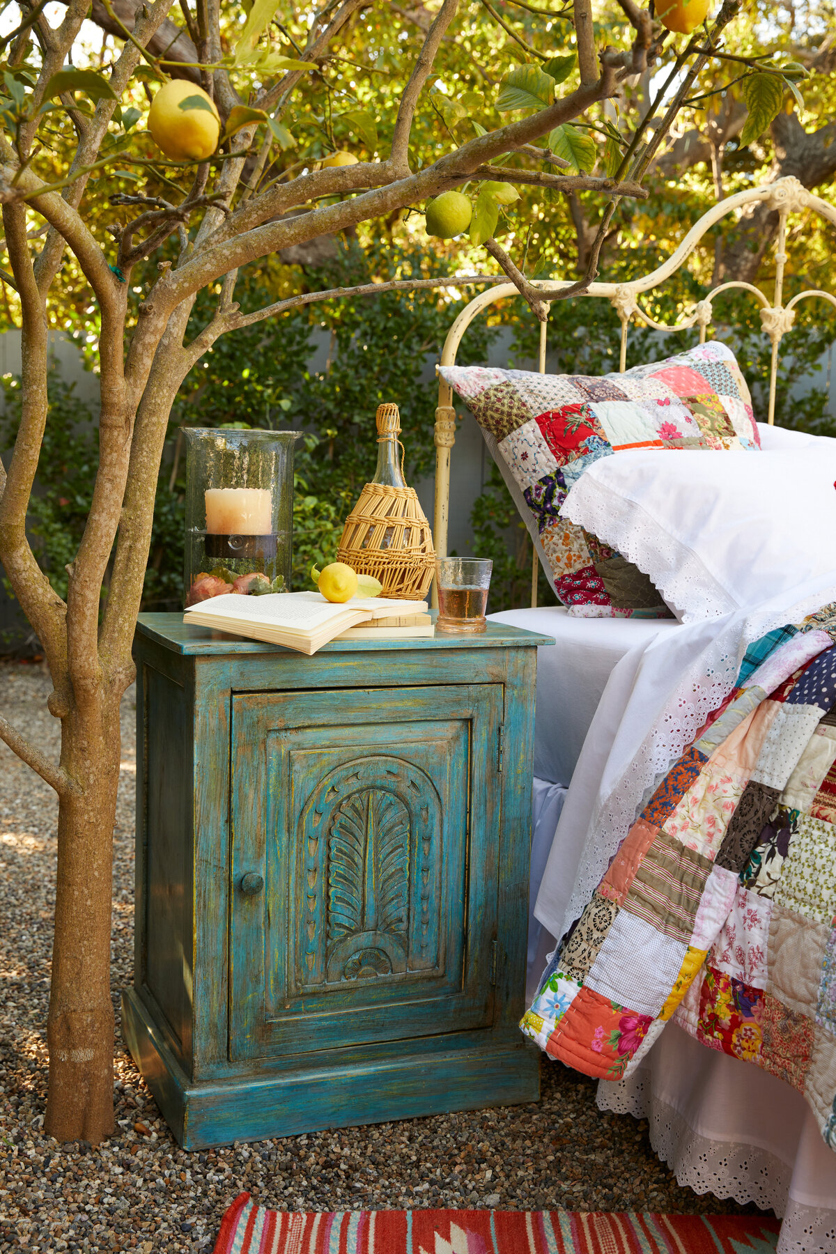 H05_editorial_meredithbed_1MF_962