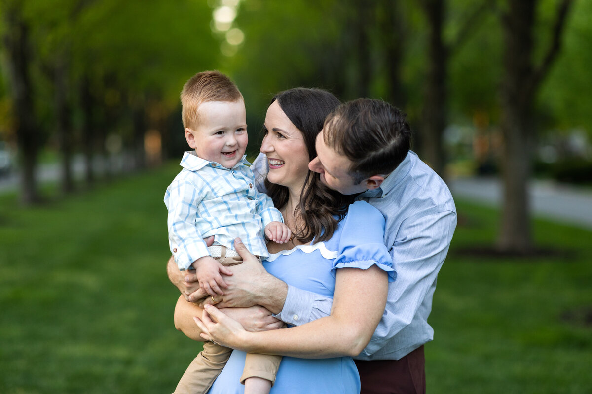 Kansas_City_Family_Photography_happy_family-10
