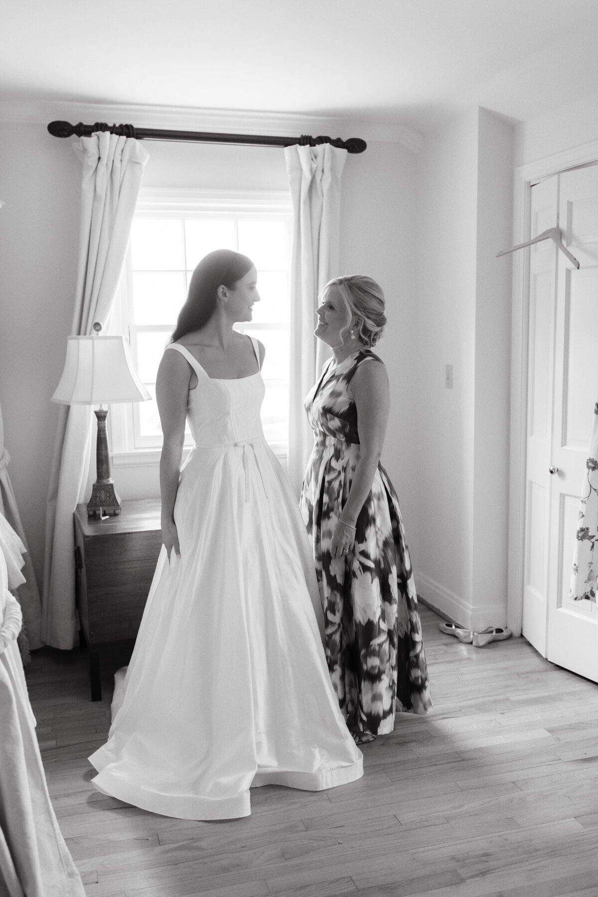 Lion_Rock_Farm_CT_Wedding_LevKuperman_032