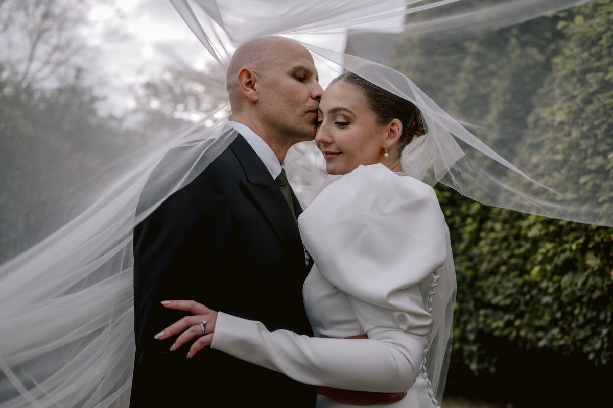 Luxury-Wedding-Bury-Court-Barn-91