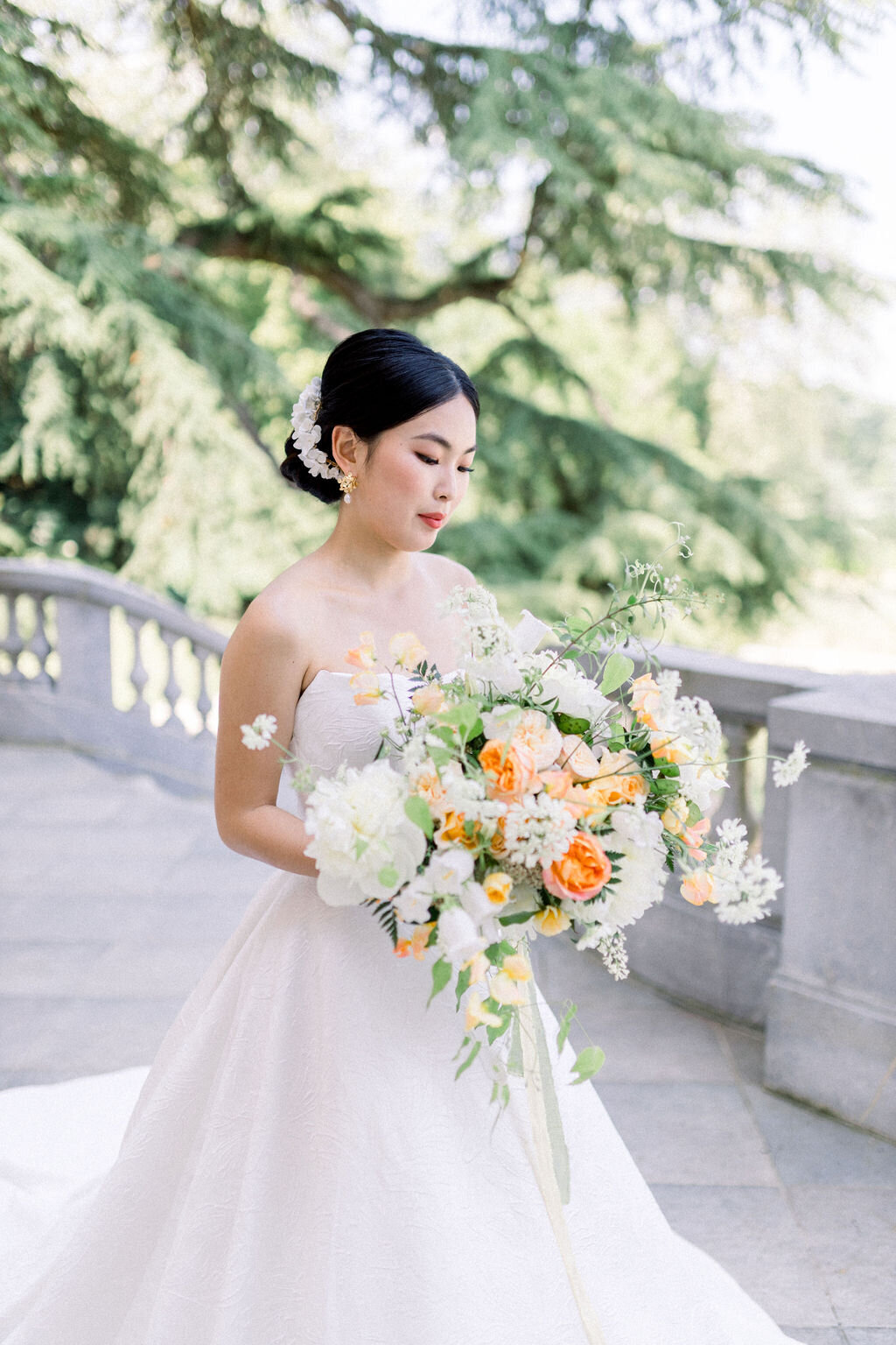 Paris Wedding Photographer - Asian Bride