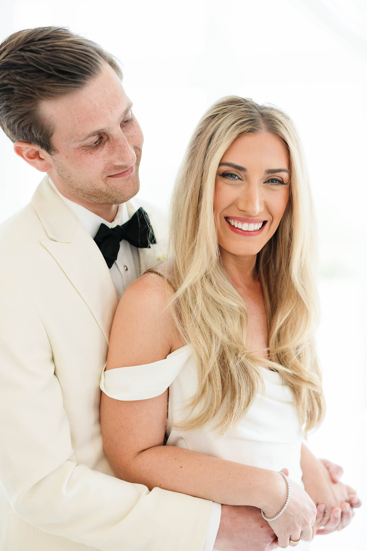 49_bride-groom-first-look