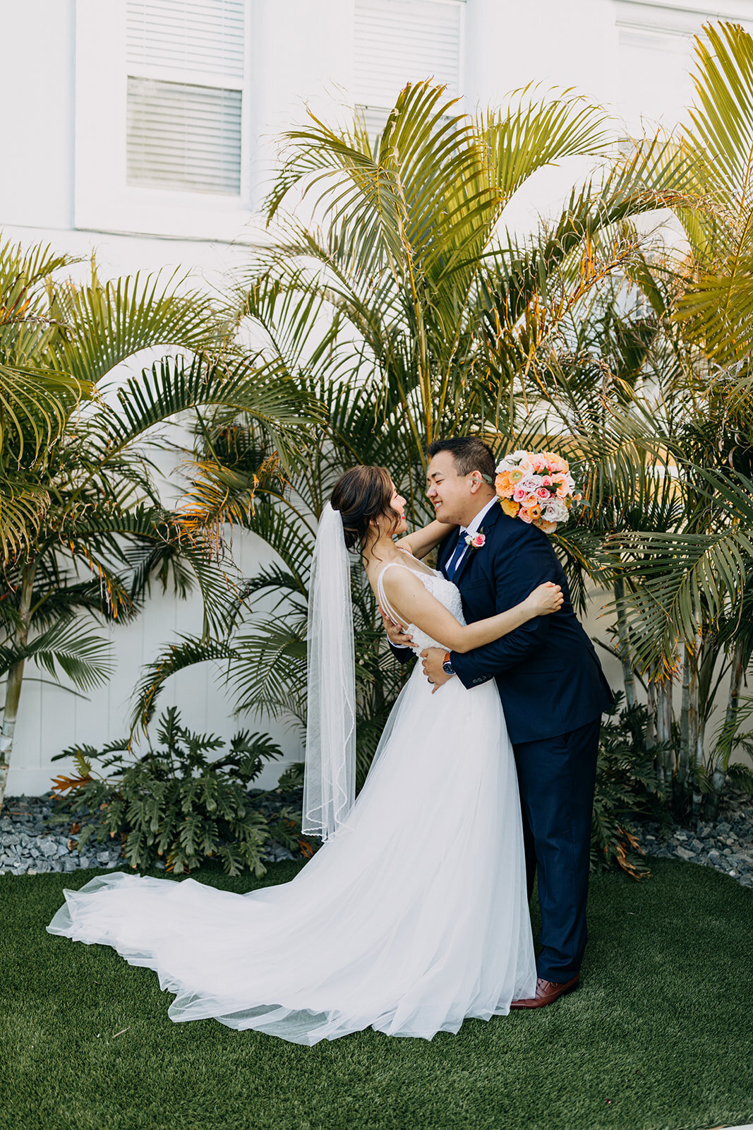 amber-mcwhorter-photography-florida-elopement-chantilly-chic-celebrations-3