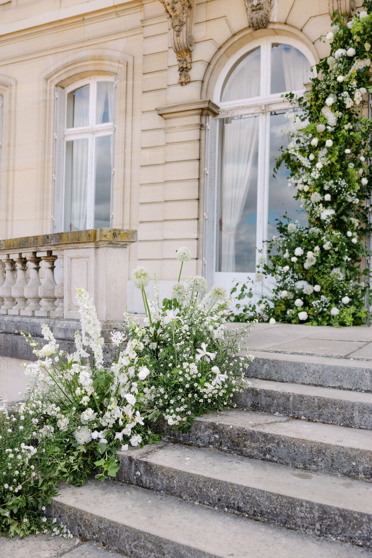 Jennifer Fox Weddings English speaking wedding planning & design agency in France crafting refined and bespoke weddings and celebrations Provence, Paris and destination 183