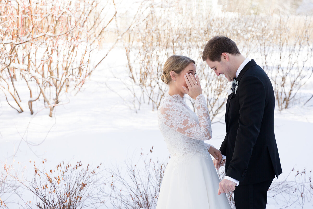 Woodstock-Inn-Vermont-Winter-Wedding-29