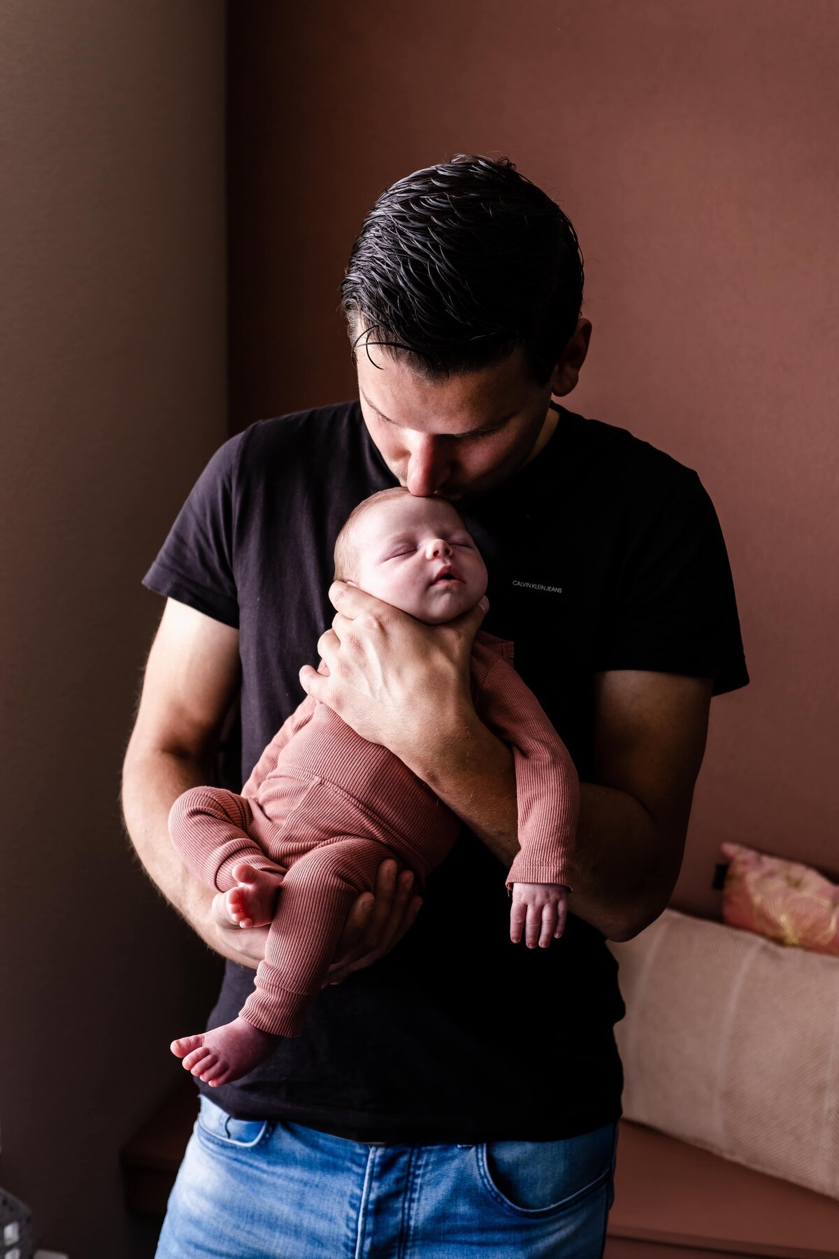 Babyfotograaf Drenthe vader met baby