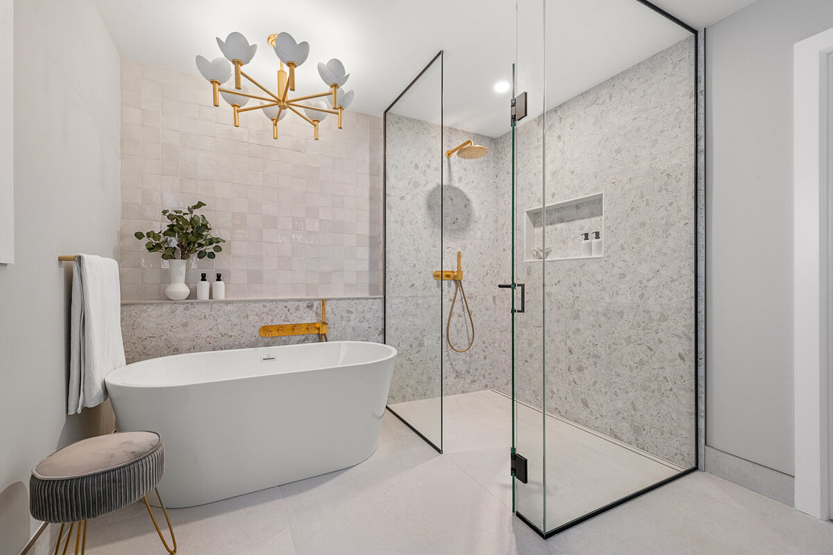 final image of our botanical luxe ensuite bathroom design project