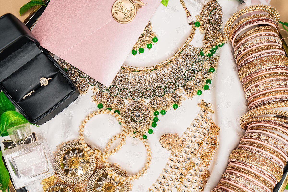Luxury Indian toronto wedding - Bridal Jewelries
