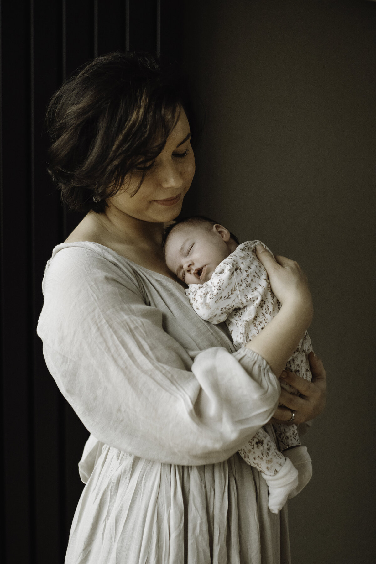 Newborn fotograaf limburg, Newborn fotograaf, Newborn fotograaf haelen, Newborn fotograaf roermond, Newborn fotograaf leudal, Newbornshoot haelen, Newborn shoot leudal, Newborn shoot roermond, Newborn fotografie in de buurt van haelen
