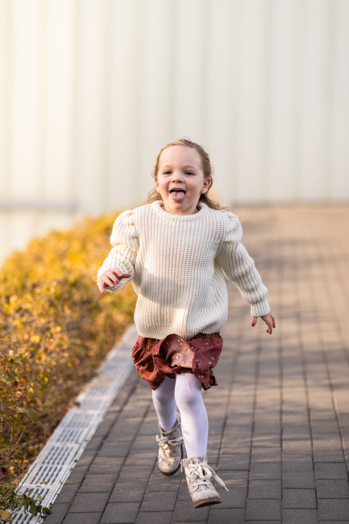 Kansas_City_Family_Photography_running_child-3