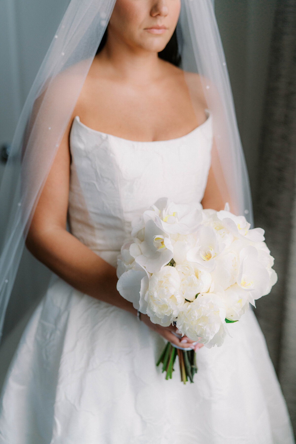 Philadelphia-Ritz-Carlton-Wedding-Bride-Getting-Ready_018