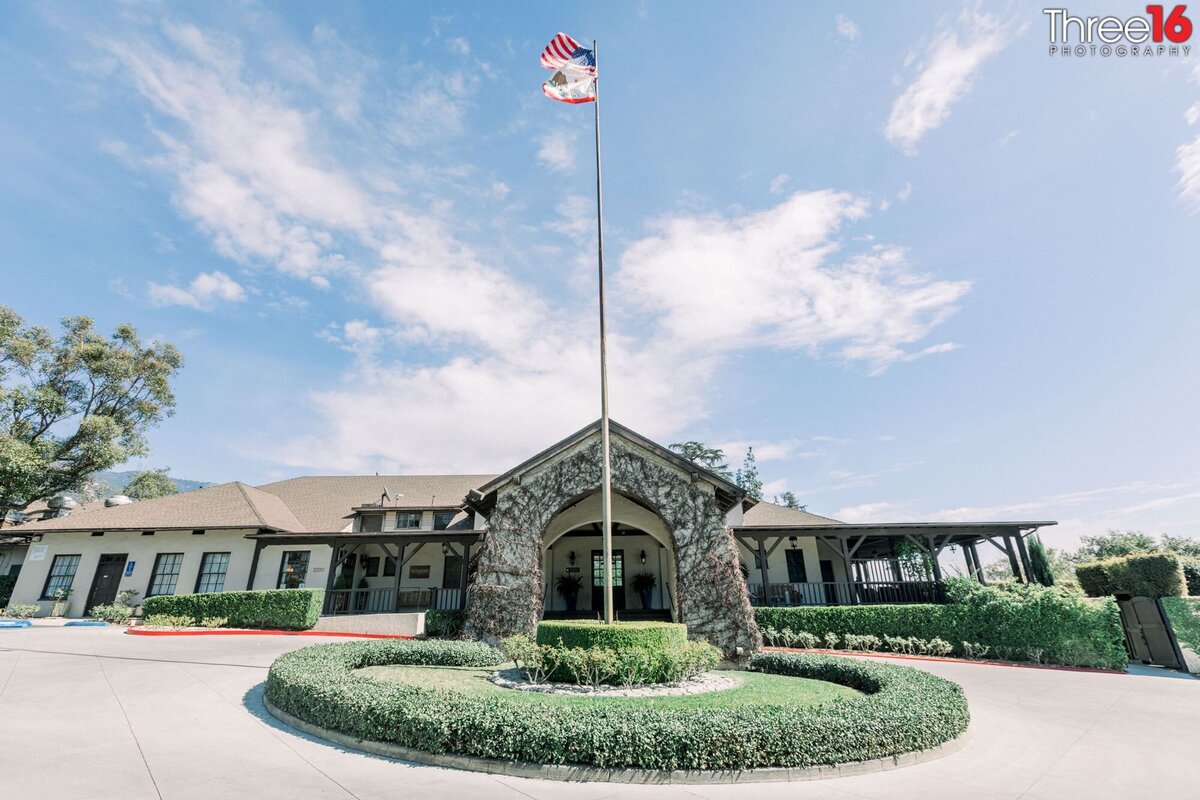 Front entrance to the Altadena Town and Country Club wedding venue