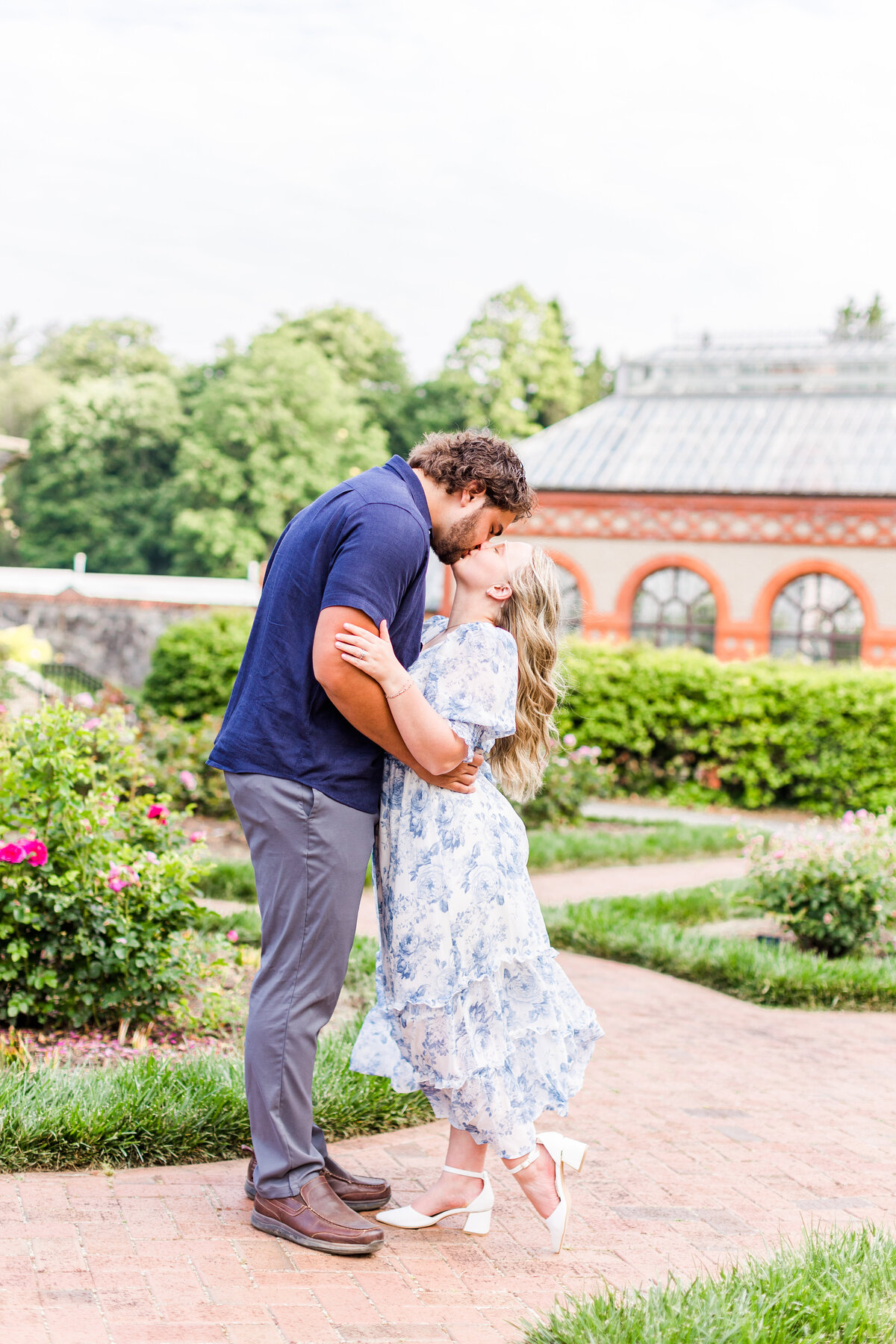Shelby & Tristain Sneaks - Biltmore Engagement - Tracy Waldrop Photography-19