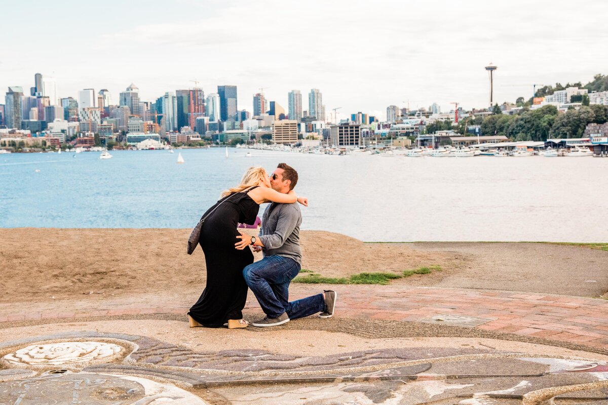 boyfriend surprises girlfriend with marriage proposal at popular park in seattle