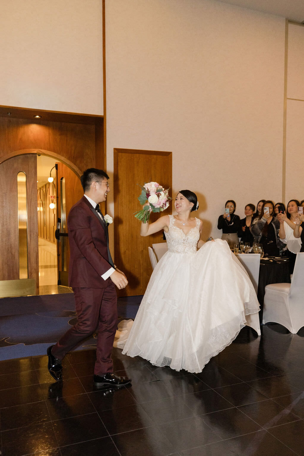 Honeyrose Hotel Montreal Wedding | montreal editorial wedding photographer | luxury moment photography-0621