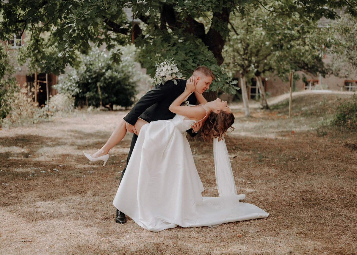 Hochzeit-elegant-KlosterAltenberg35