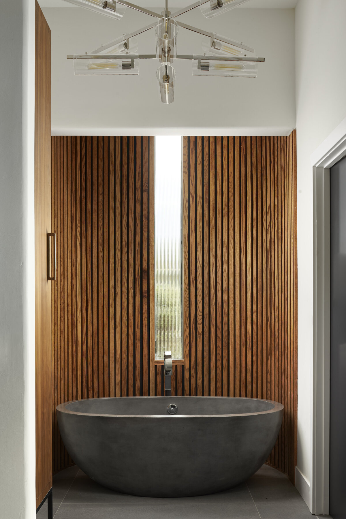 primarybathroomtub