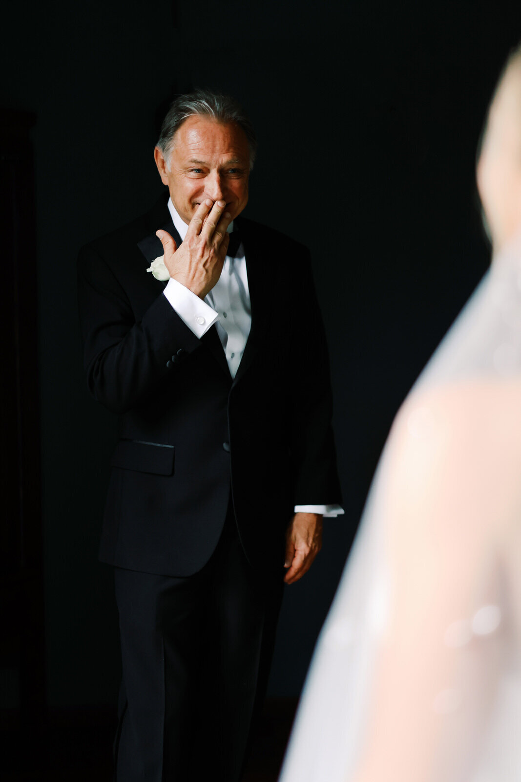Destination Wedding Photographer Captures Beautiful Moments in Austria 38