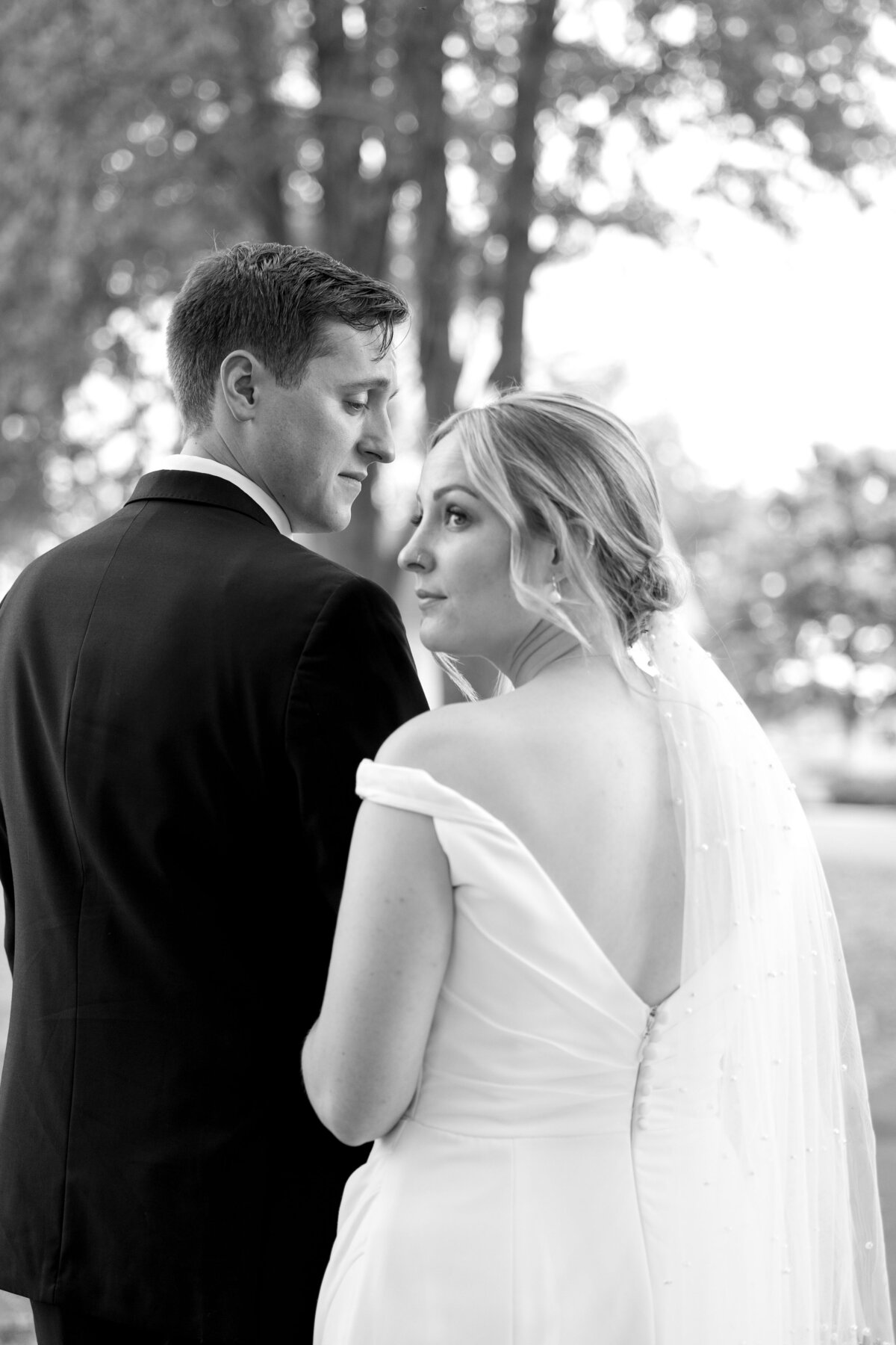 beth+logan44070