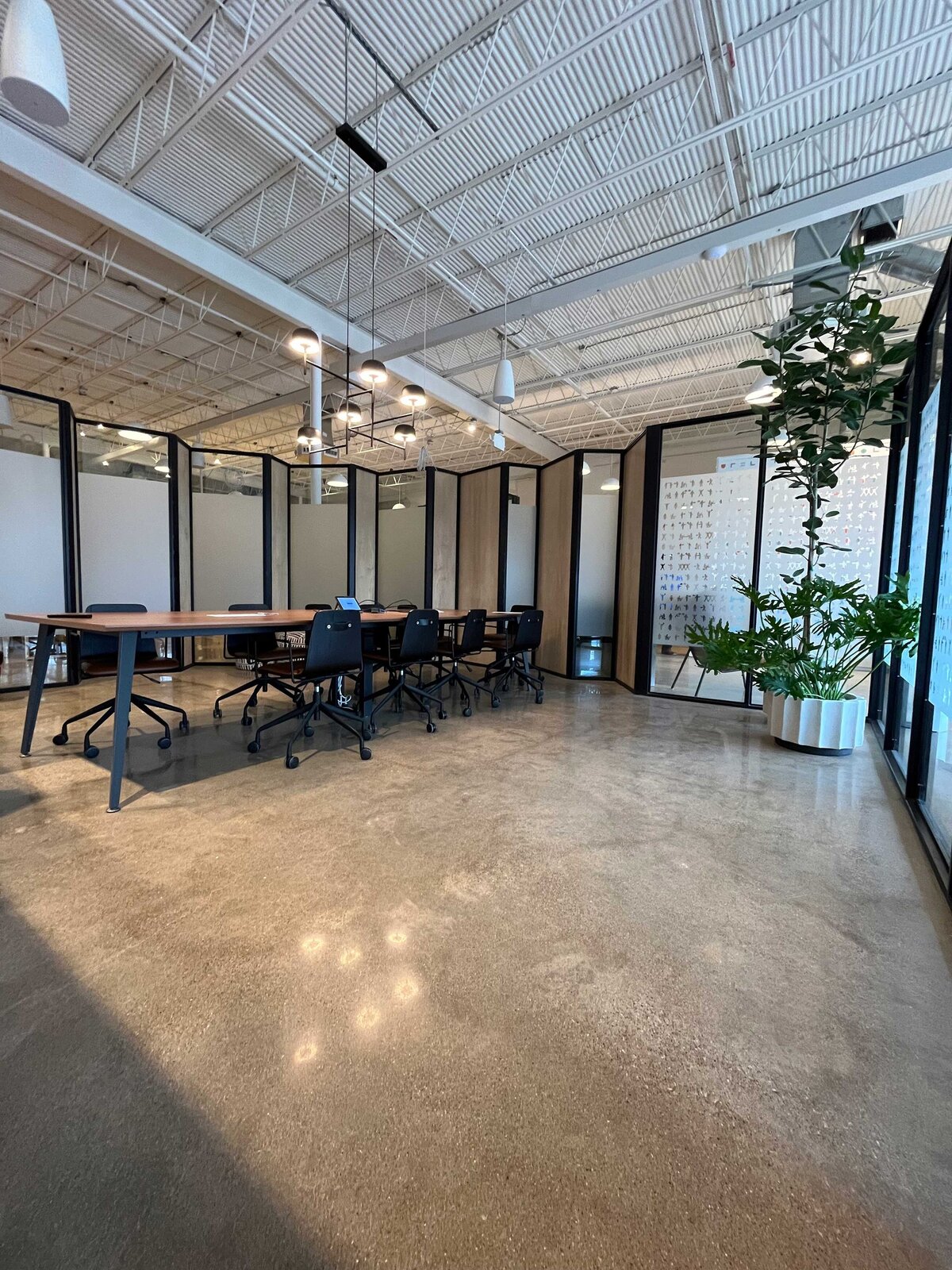 Best commercial concrete contractors in DFW providing expert services with high-quality materials and years of experience in concrete solutions for businesses.