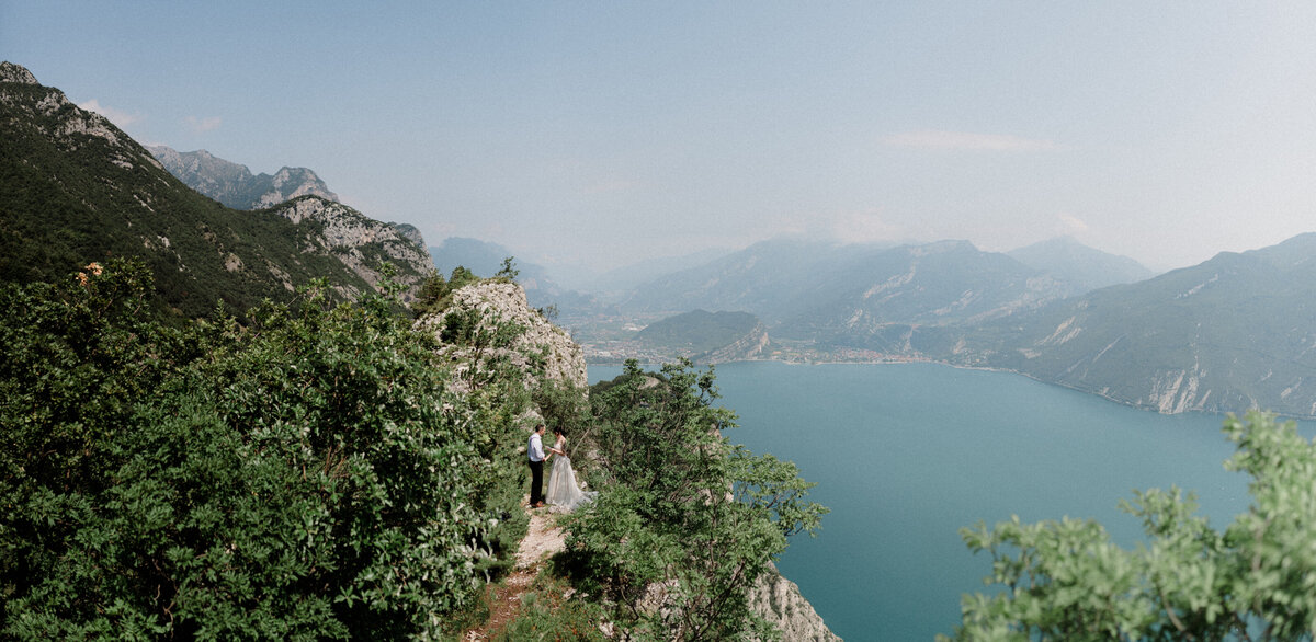 107 Lake Garda Elopement_Italy elopement photographer_Sarah & angelo-2800-Pano