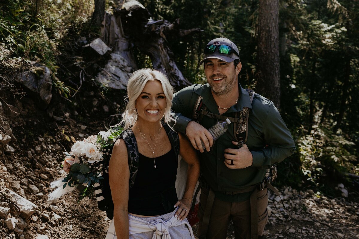 williams-lake-trailhead-elopement-taos-ski-valley-17