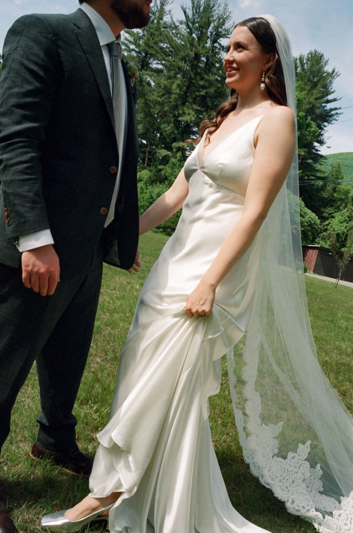 Emma-Five-Mount-Tremper-Wedding-23