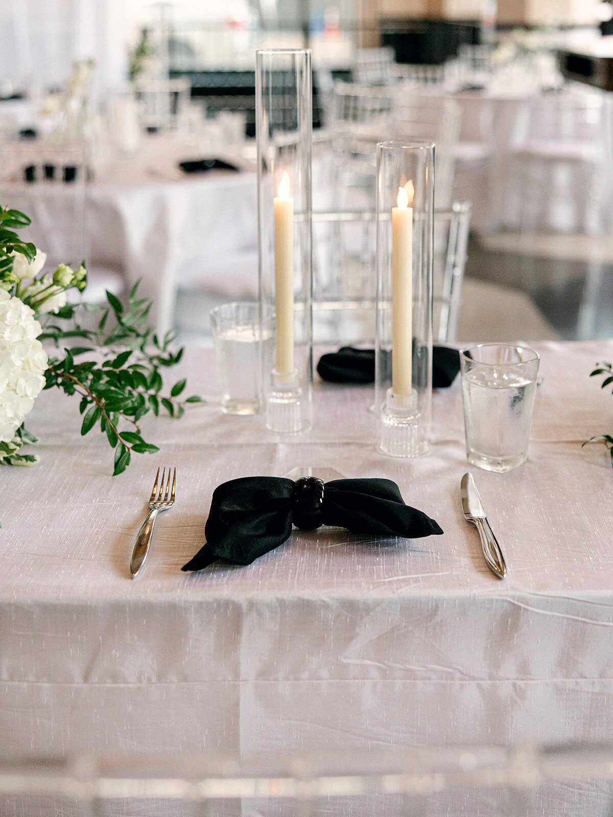 2024-04-20_Vittoria+NicholasBertlingWedding_MollyMurphyPhotography-50