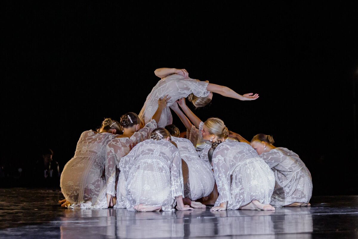 ID-Intrinsic-Tour-2025-0040