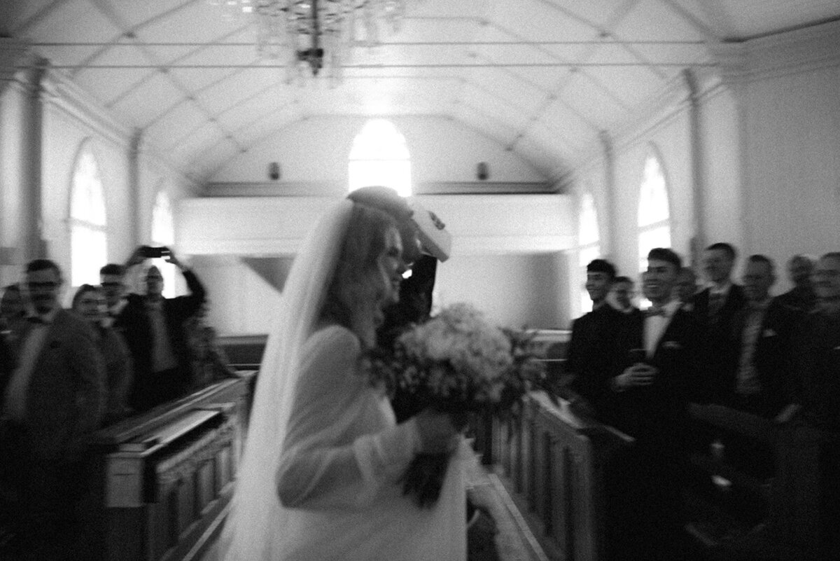 Wedding photograph of an intimate wedding ceremony by photographer Hannika Gabrielsson