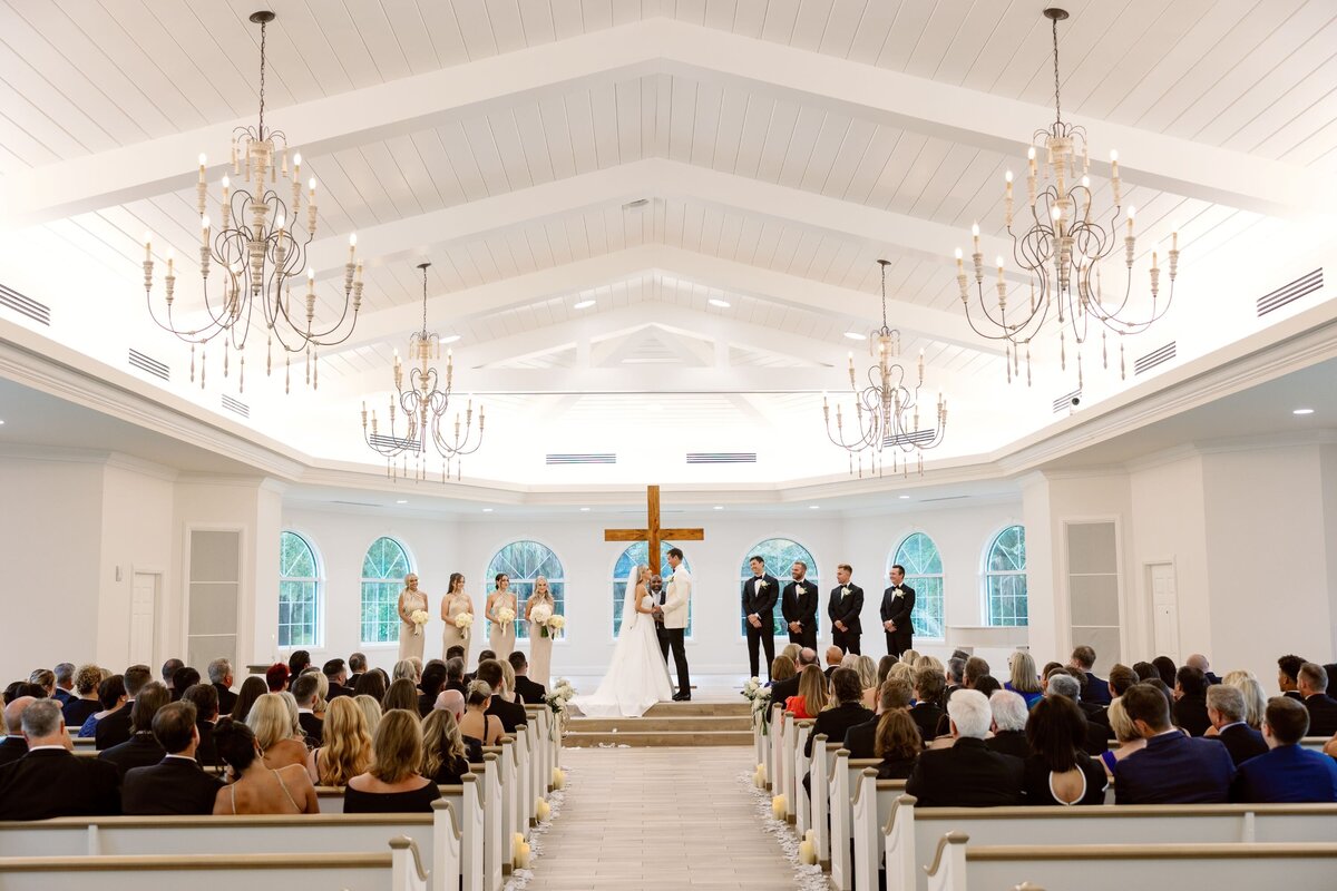 brittany-pannebaker-tampa-florida-destination-wedding-photographer-wedding-chandler-and-cole-tampa-harborside-chapel-282