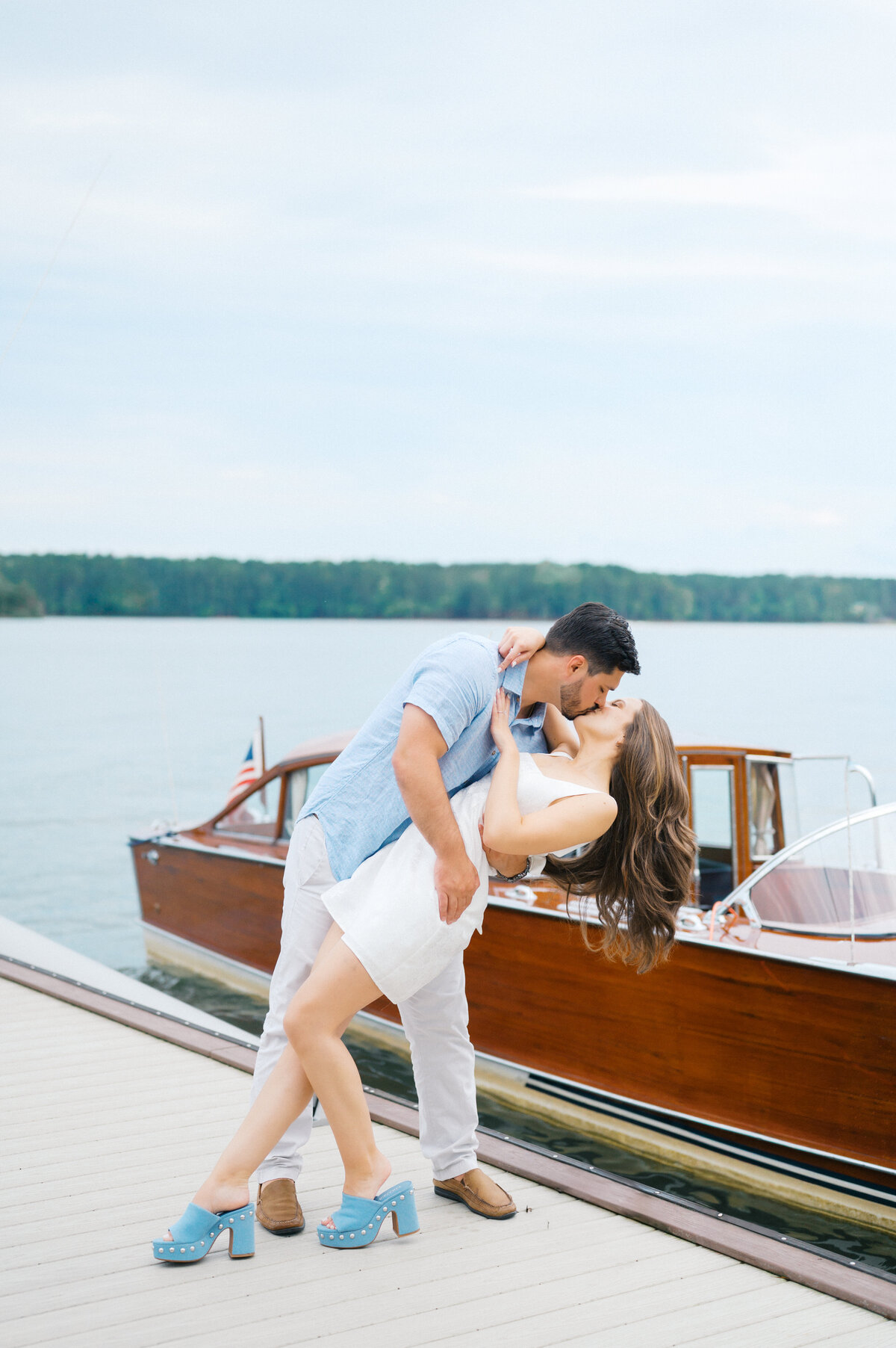 Allie and Josh Reynolds Lake Oconee Boat Engagement Session Highlights_Elizabeth Graycheck Photography-0005