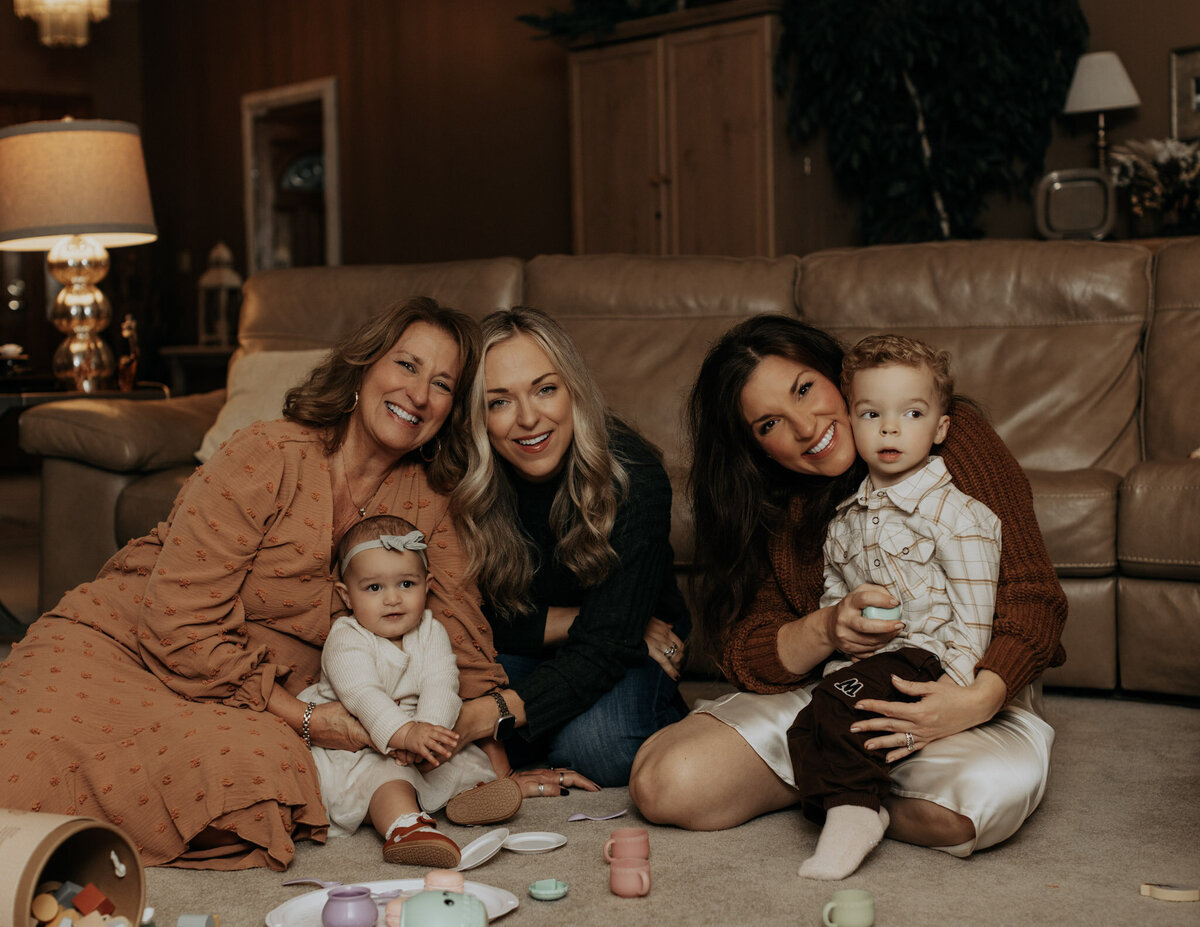 brighton-extended-family-photographer-anadalai-photography