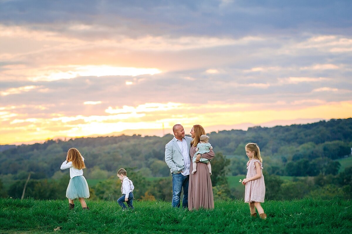 Family at sunset in Keezletown VA