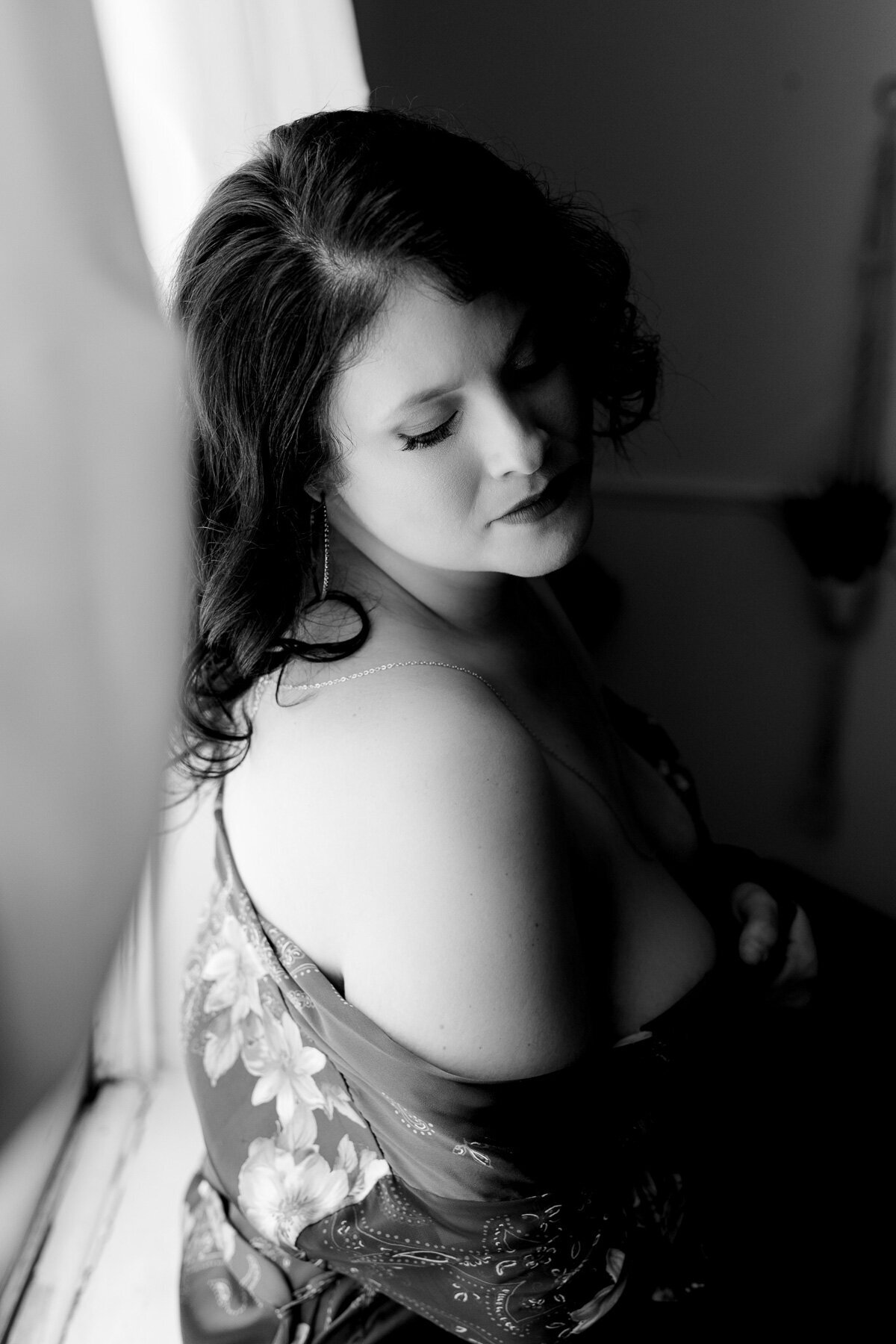 black and white photo of boudoir shoot