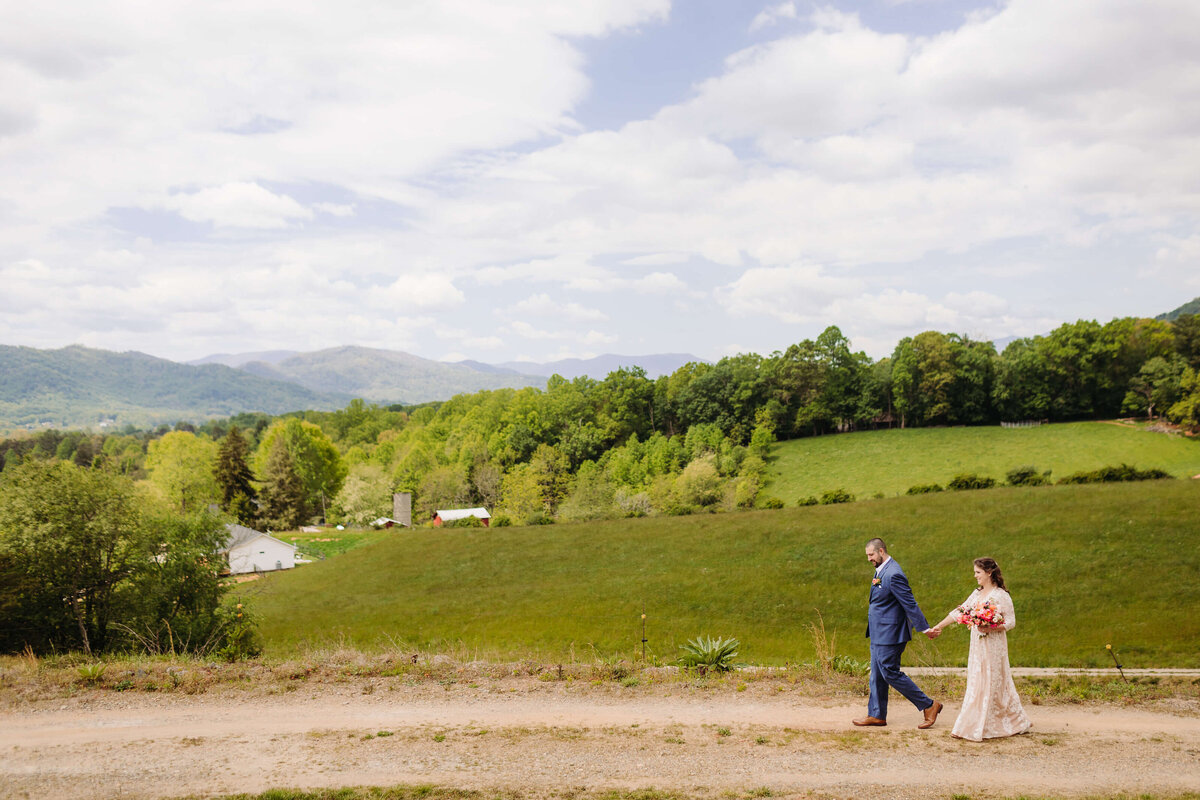 Mountainview-AirB&B-Canton-NC-Elopement-24
